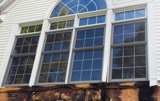 Top 8 signs your house windows may need to be replace